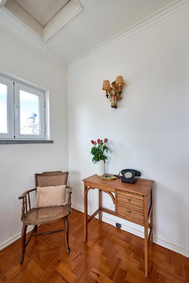 Bright Apartment With Garden In Cascais Exterior photo