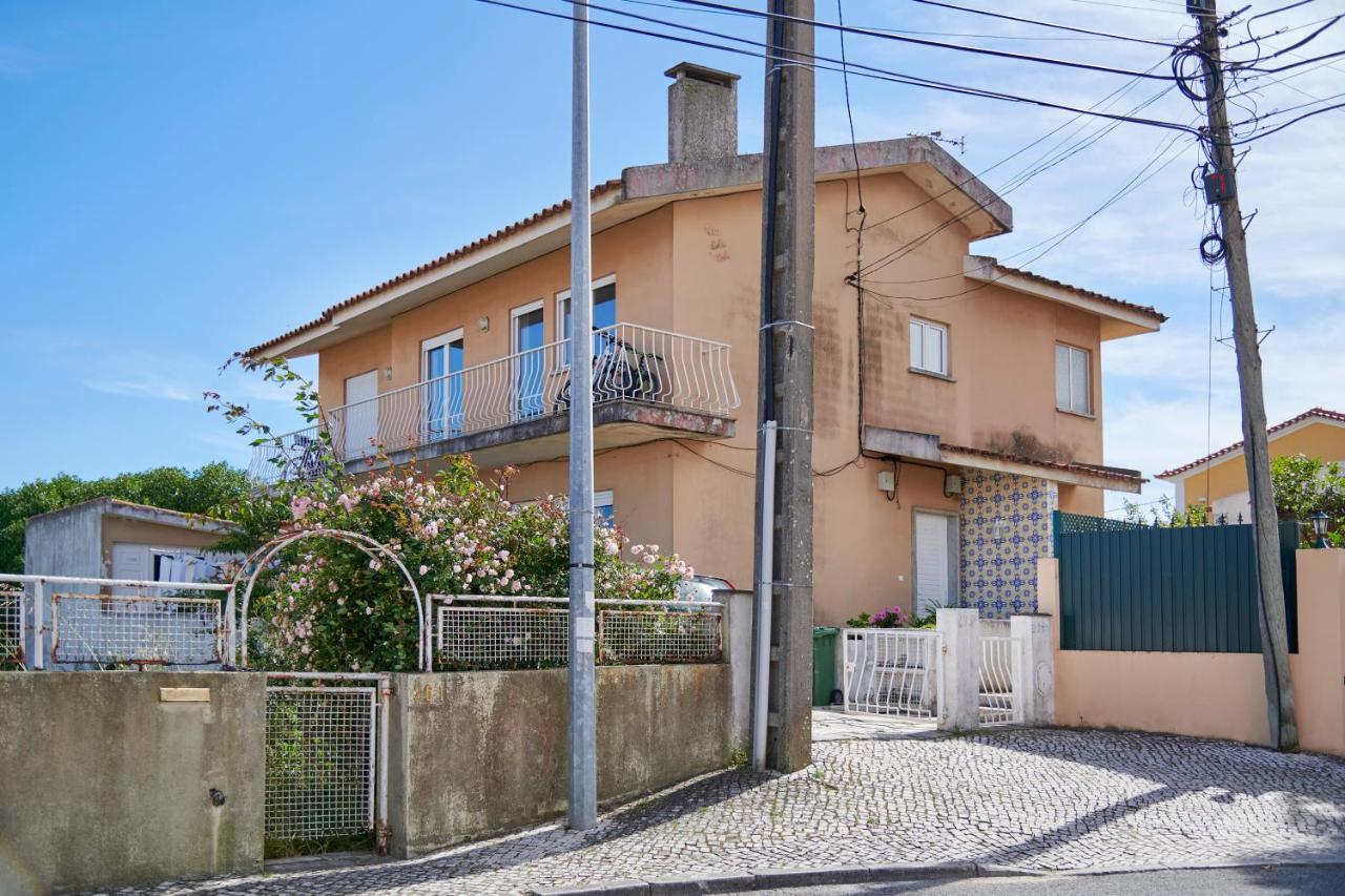 Bright Apartment With Garden In Cascais Exterior photo